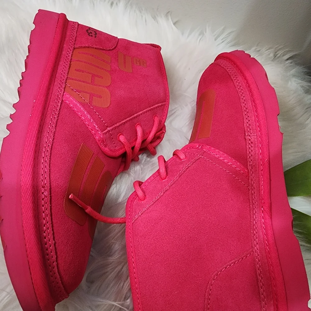 Ugg Big Kid Neumel Hot Pink Chukka Boots New